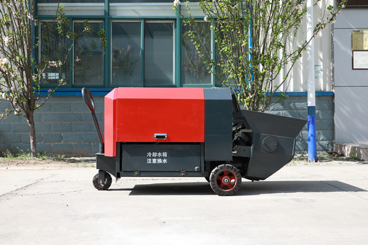 【用車知識】夏季施工高峰期泵車的保養(yǎng)和使用